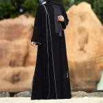 عبای زنانه مدل لاله جنس سوپر الیزه جلوبسته با مغزی دوزی