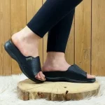 دمپایی طبی مدل سوزنی سبک با چرم صنعتی خارجی - Image 4