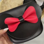 کیف دوشی دخترانه چرم مصنوعی طرح میکی موس مناسب 2 تا 10 سال - Image 4
