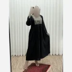 پیراهن ساحلی زنانه یقه گلدوزی هندی فری سایز رنگی قد 135 - Image 3