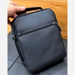 کیف دوشی دستی اسپرت ضد آب اسکین و برزنت خارجی - Image 11