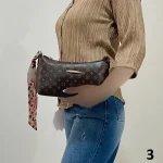 کیف دستی دوشی زنانه طرح دار کد 1419 جنس چرم مصنوعی - Image 9