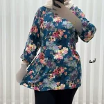 بلوز زنانه نخی مدل گل یخی فری سایز مناسب تا سایز 54 - Image 4