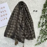 شال نخی زنانه قهوهای قواره بزرگ ضد چروک و بدون لغزش از روی سر ابعاد 190 در 65 سانتیمتر - Image 2
