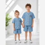ست تیشرت و شلوارک جین بچگانه طرح G دخترانه و پسرانه سایز 2 تا 7 سال - Image 2