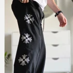 شلوار اسلش بگ کروم هارتز رنگ مشکی جنس گلکسی اسپان سایز XXL و XXXL - Image 2