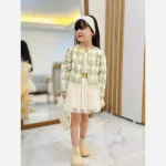 ست سه تیکه کت و تاپ و دامن مجلسی دخترانه مدل پرنسا - تصویر 2