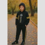 ست هودی و شلوار بچگانه پارچه زهره داخل کرک مناسب مدرسه سایز 50 تا 65 - تصویر 5